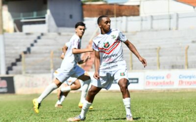 BEC Sub-15 sofre primeira derrota, mas Sub-17 mantém invencibilidade com empate movimentado